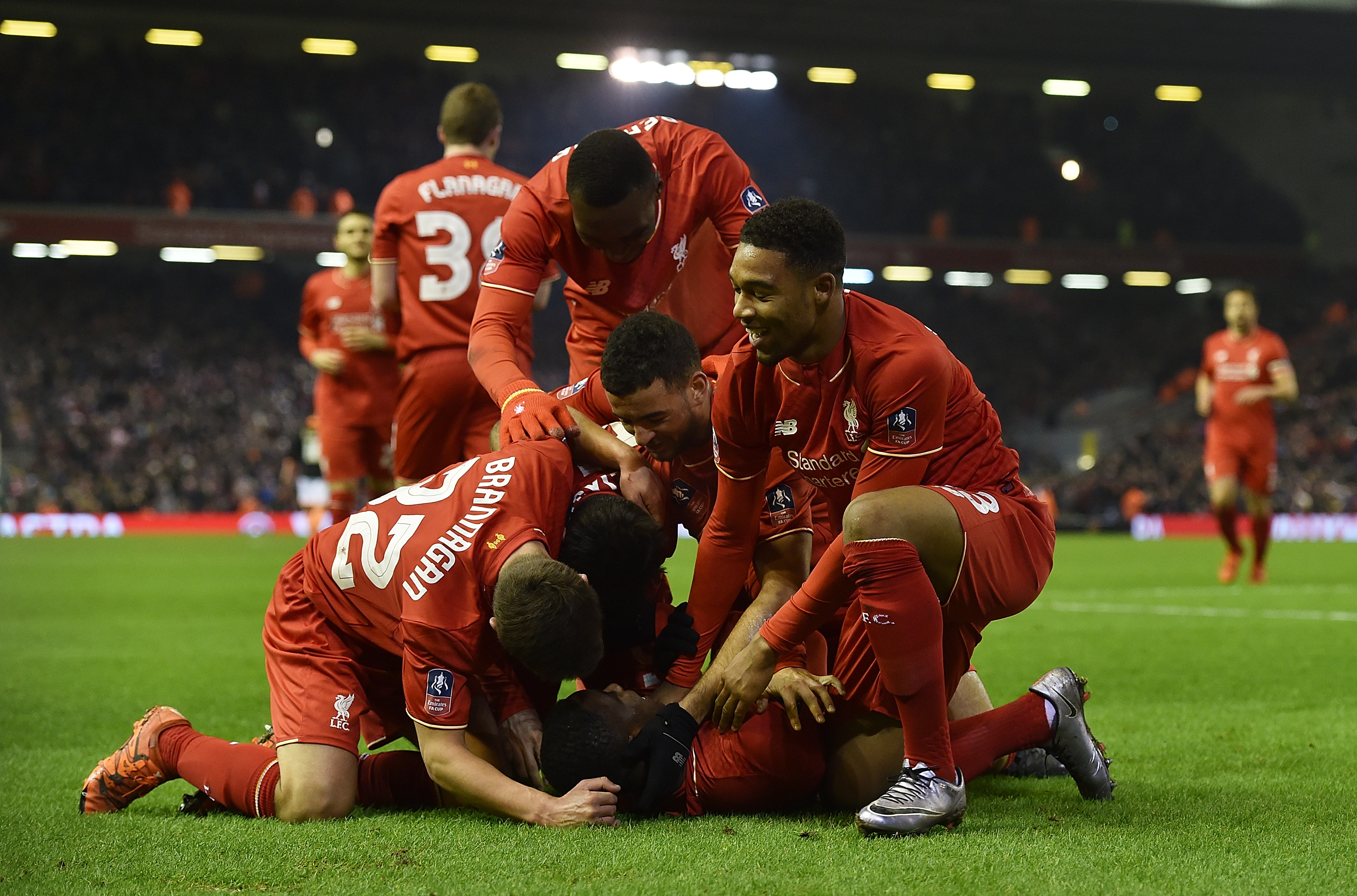 阵容不整，U22国家队今日训练仅18人参加