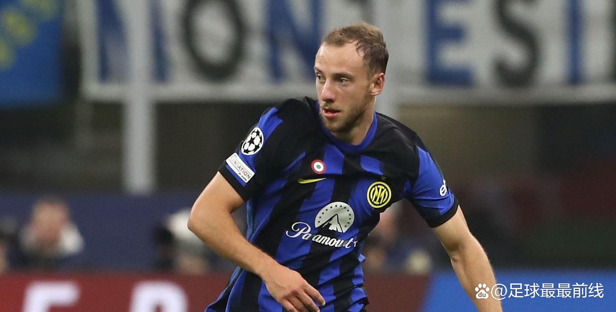 查尔顿官方：在昨日英冠比赛中一名球迷突发疾病不幸离世