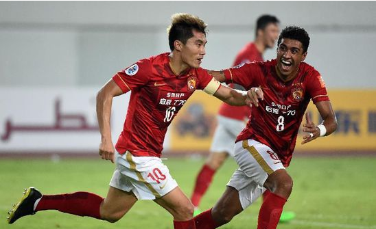 斯基拉：米兰派球探考察萨索洛中卫穆哈雷莫维奇和伊泽斯