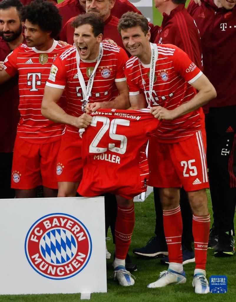 跟朋友娱乐赛 11 分制，先输后赢